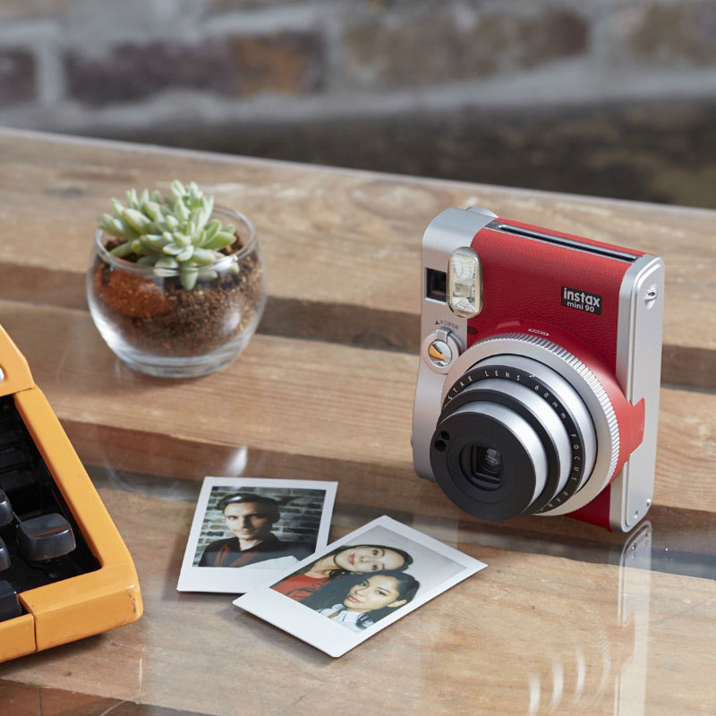 instax mini 90 ネオクラシック レッド