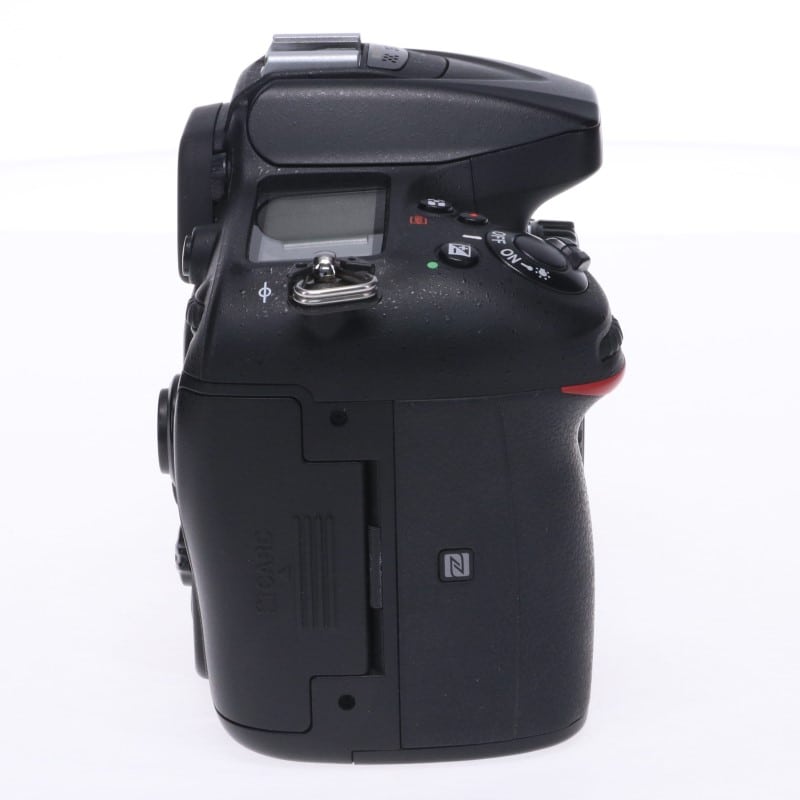 D7200