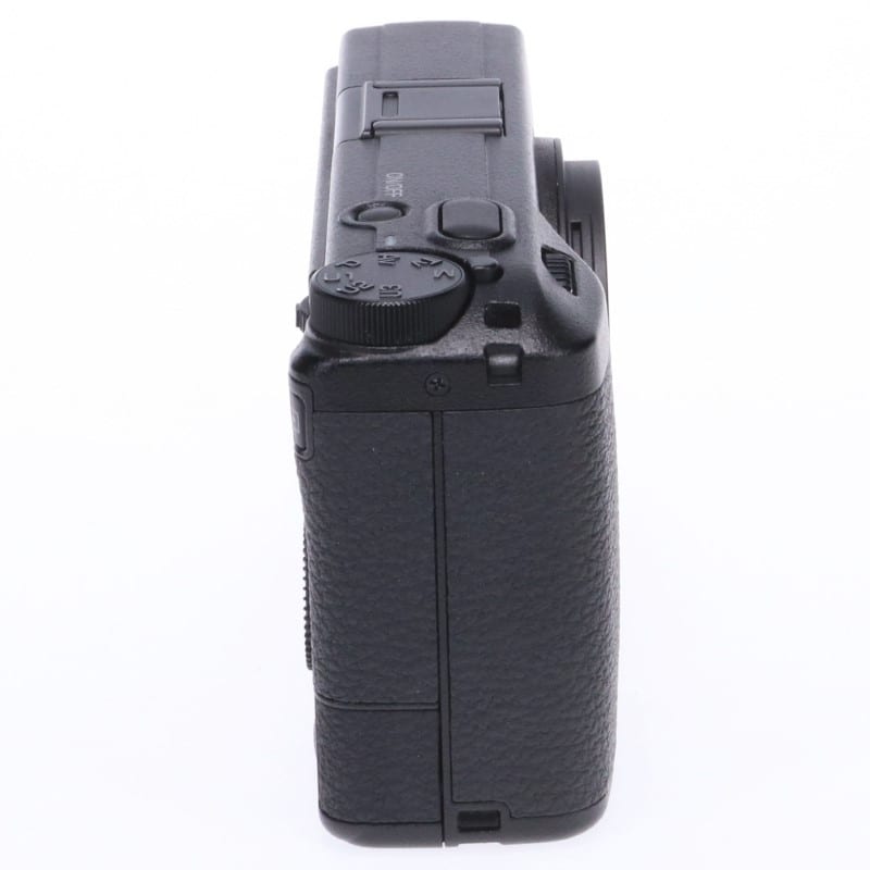 RICOH GR III