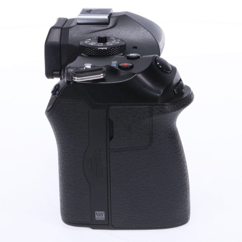 OM SYSTEM OM-1 ボディー