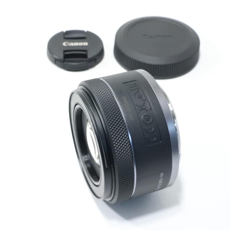 RF50mm F1.8 STM