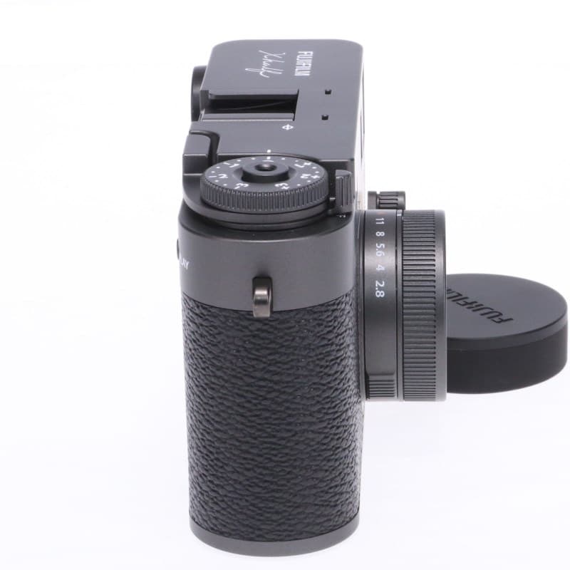 X half (FUJIFILM X-HF1) チャコールシルバー
