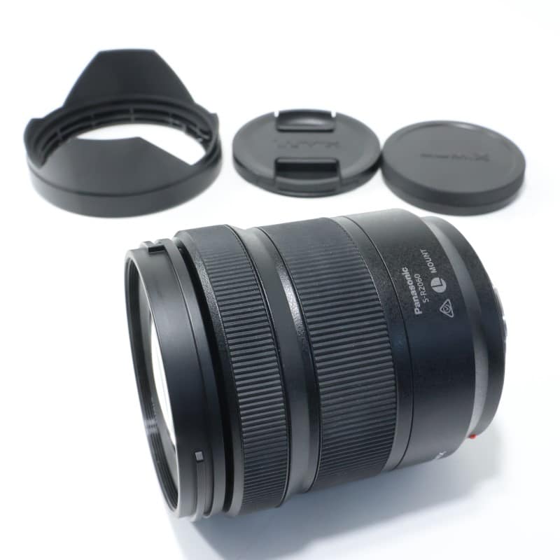 LUMIX S 20-60mm F3.5-5.6 S-R2060