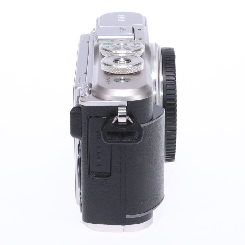 PEN E-PL9 ボディー ブラック