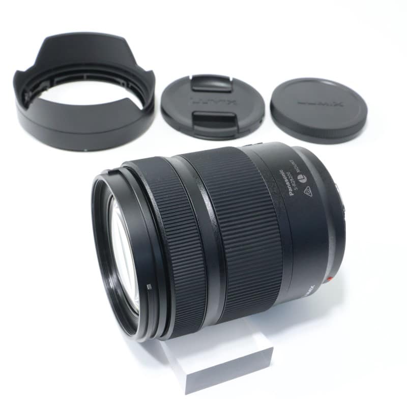 LUMIX S 28-200mm F4-7.1 MACRO O.I.S. S-R28200