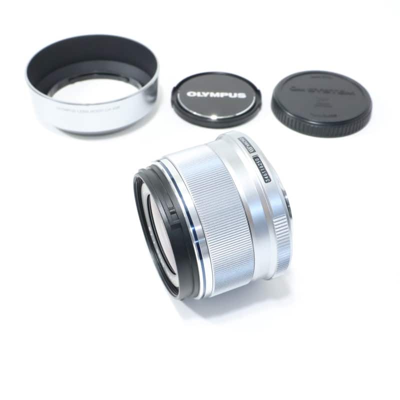 OLYMPUS／OM SYSTEM M.ZUIKO DIGITAL 25mm F1.8 シルバー 中古