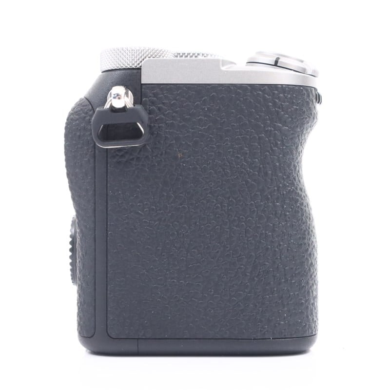 α7C II ボディ シルバー ILCE-7CM2S
