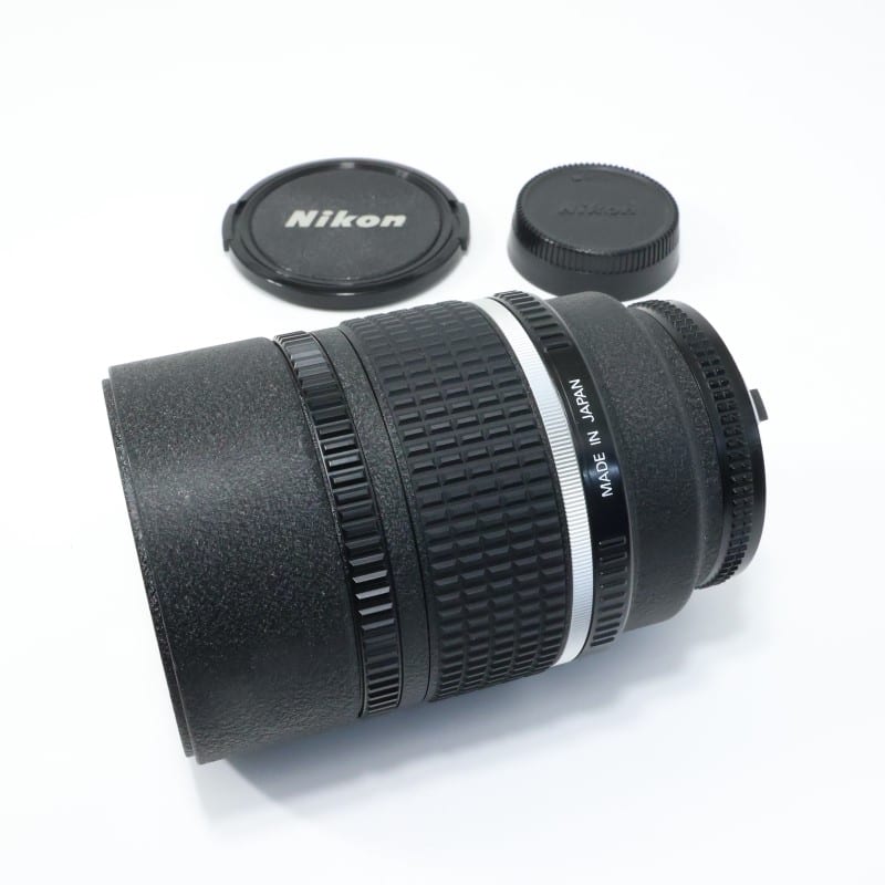 Ai AF DC-Nikkor 135mm f/2D