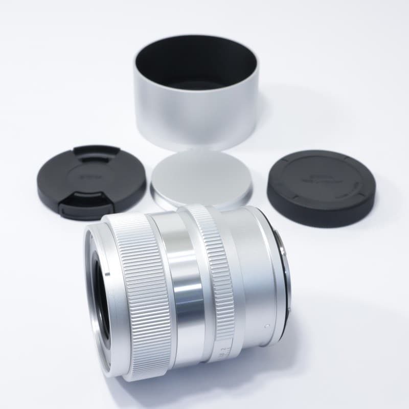 SIGMA Sigma 65mm F2 DG | Contemporary Lマウント シルバー Aランク