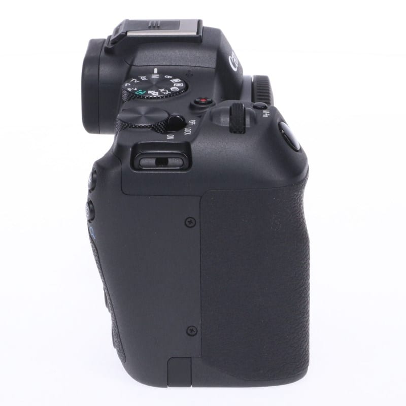 EOS R8 ボディー 海外モデル
