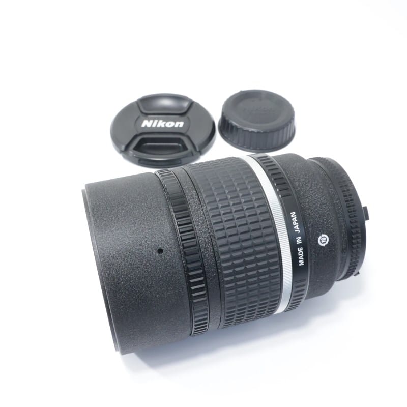 Ai AF DC-Nikkor 135mm f/2D