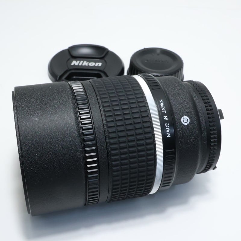 Ai AF DC-Nikkor 135mm f/2D