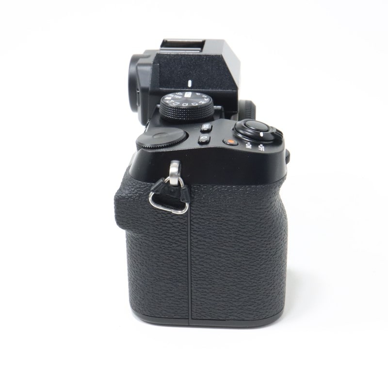 FUJIFILM X-S10