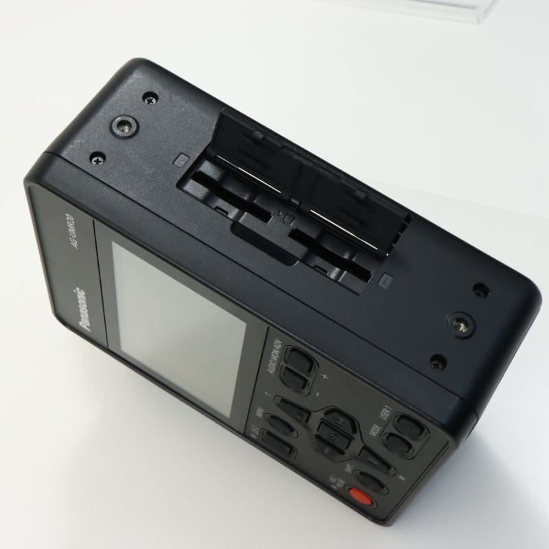 AG-UMR20 [メモリーカード・ポータブルレコーダー]