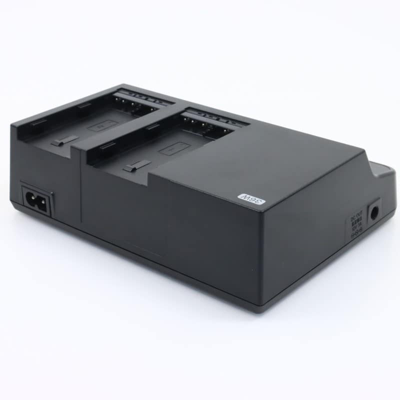 BC-U2A [バッテリーチャージャー]