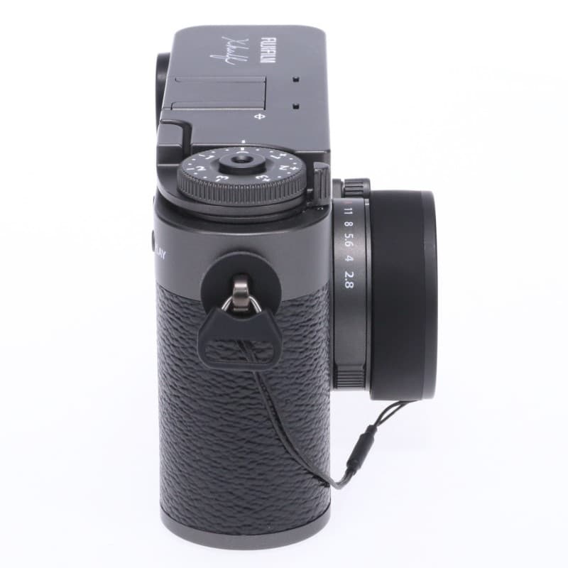 X half (FUJIFILM X-HF1) チャコールシルバー