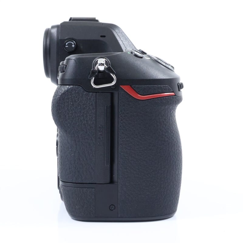 Nikon Z8 ボディ ABランク 中古｜フジヤカメラ