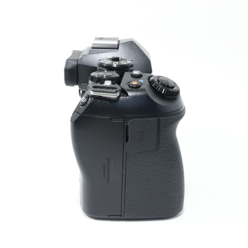 OM-D E-M1 Mark III ボディー