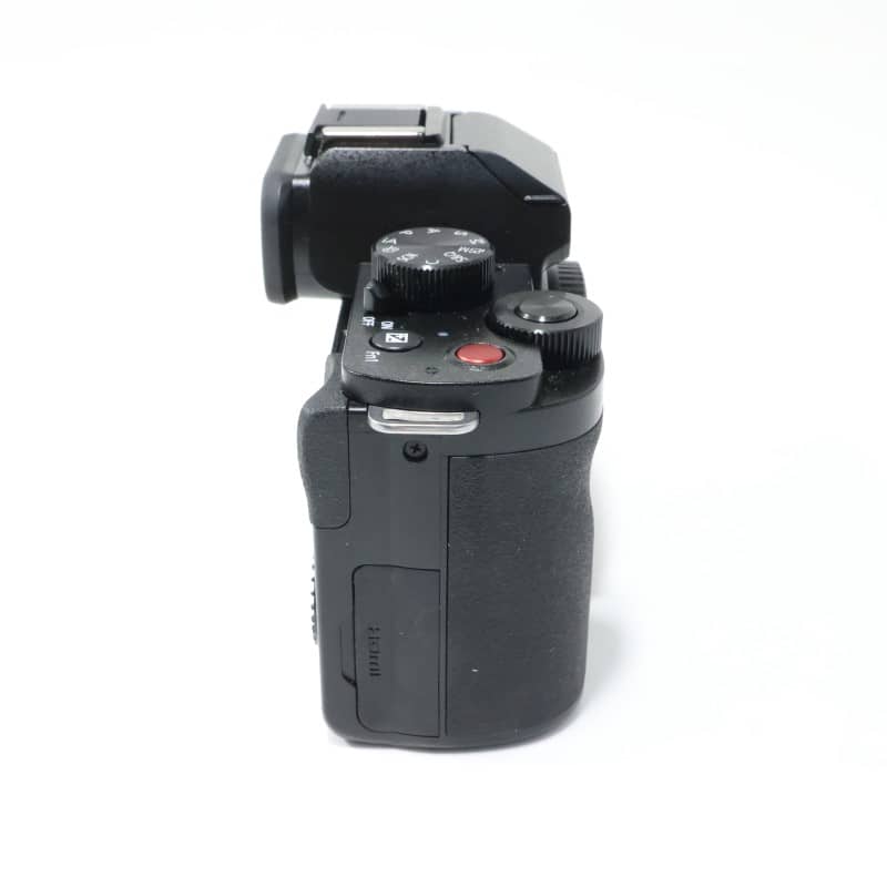 LUMIX G100D ボディ DC-G100D