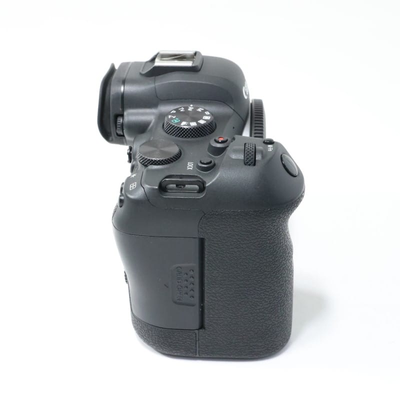 EOS R6 ボディー