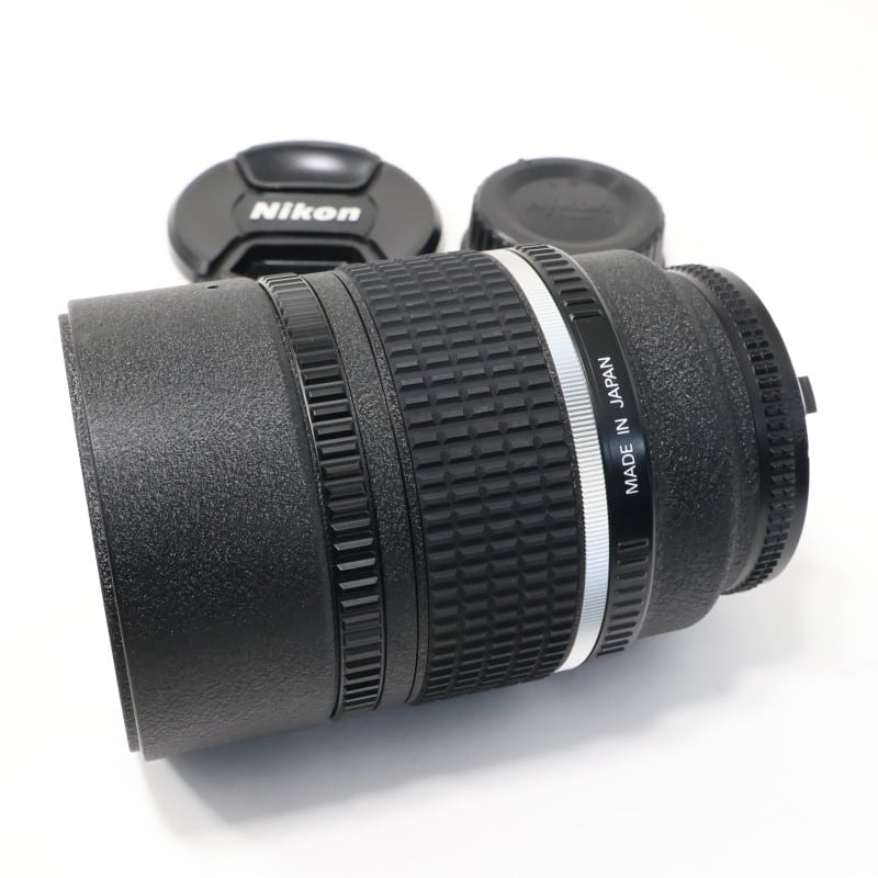 Ai AF DC-Nikkor 135mm f/2D