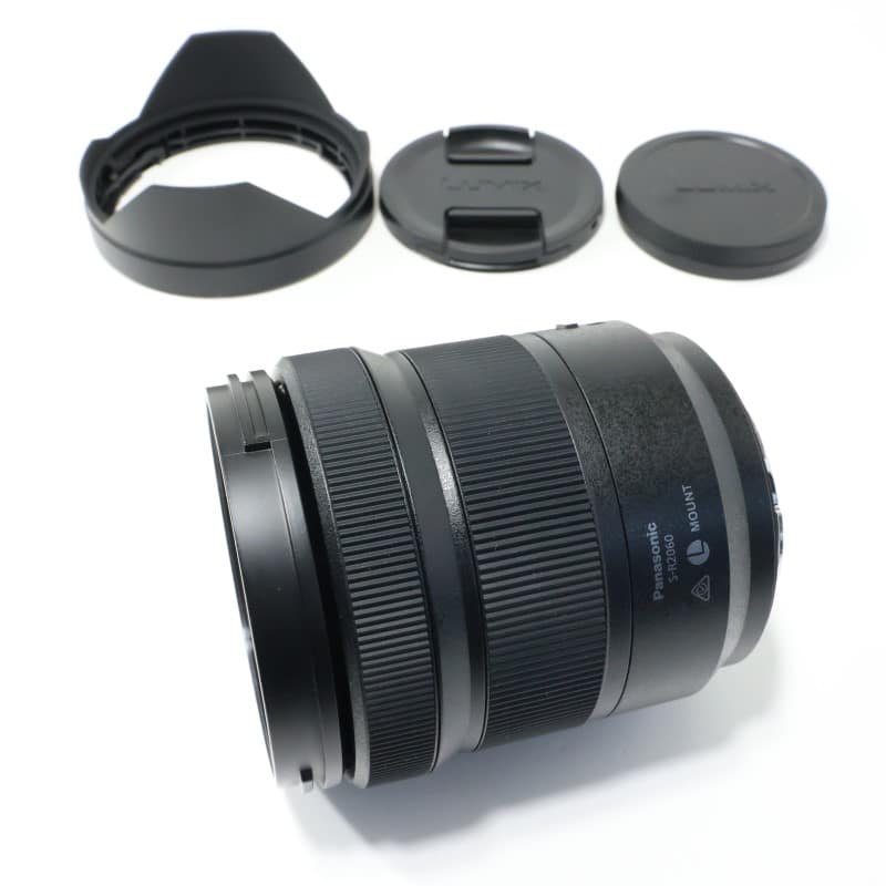 LUMIX S 20-60mm F3.5-5.6 S-R2060