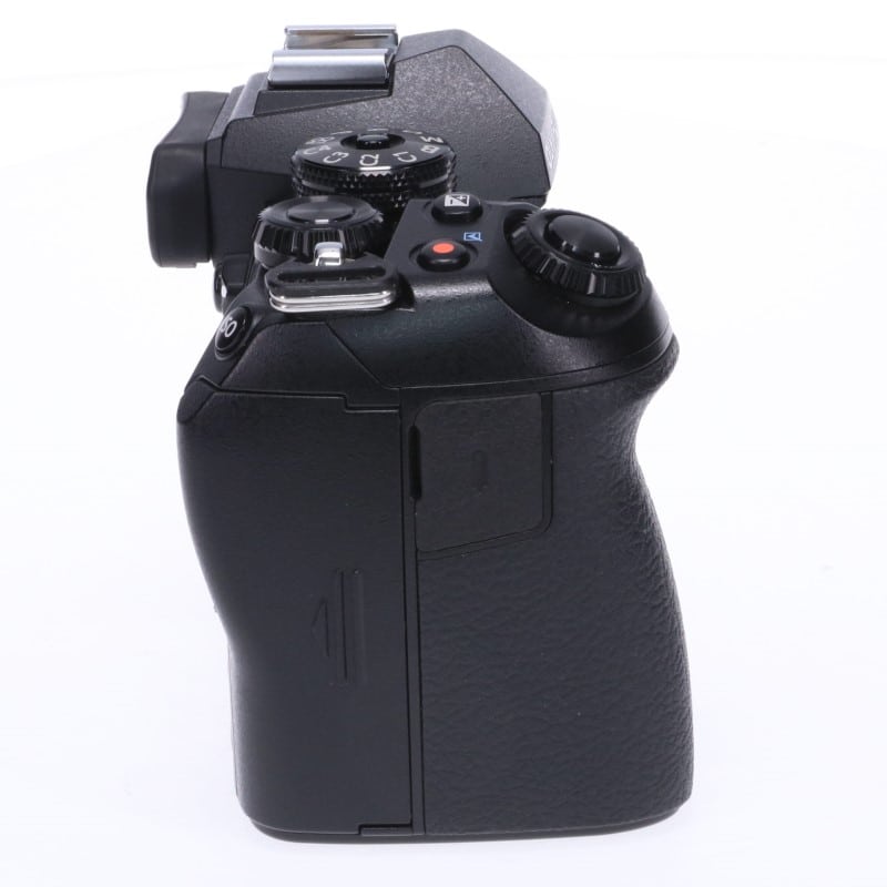 OM-D E-M1 Mark III ボディー