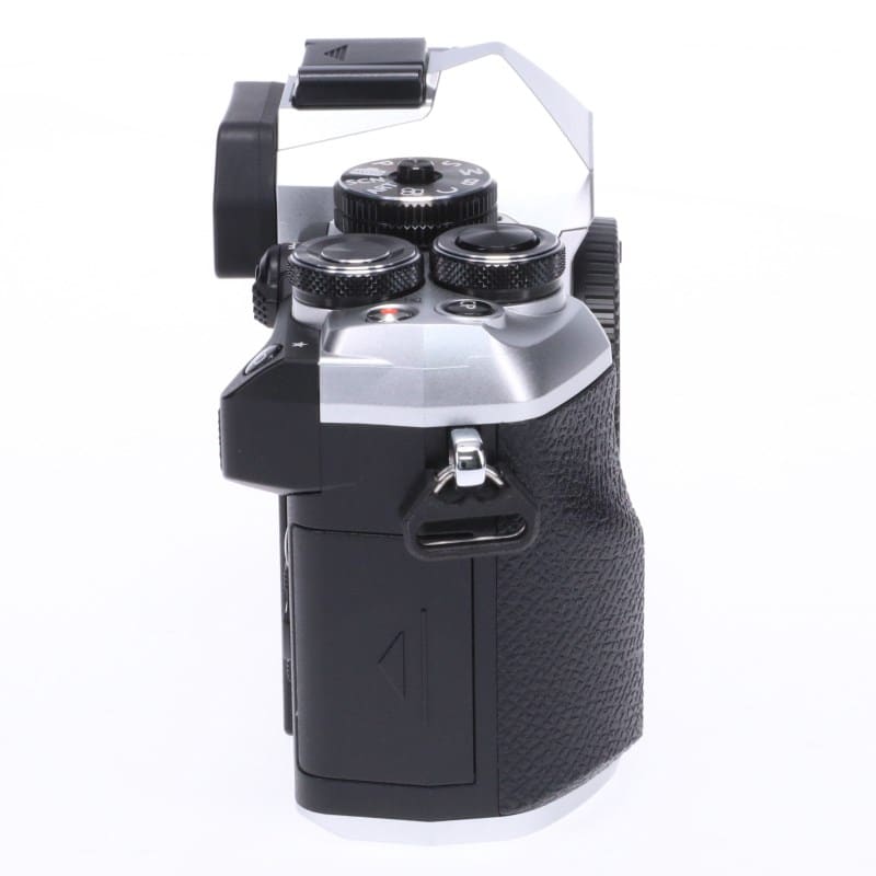 OM SYSTEM OM-5 Mark II ボディー シルバー