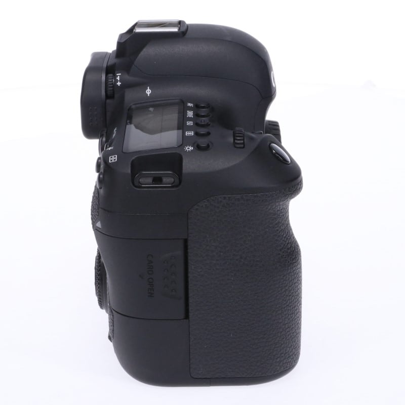 EOS 6D Mark II ボディー