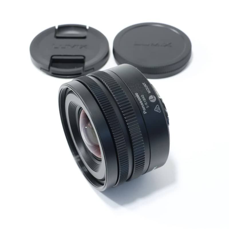 LUMIX S 18-40mm F4.5-6.3 S-R1840