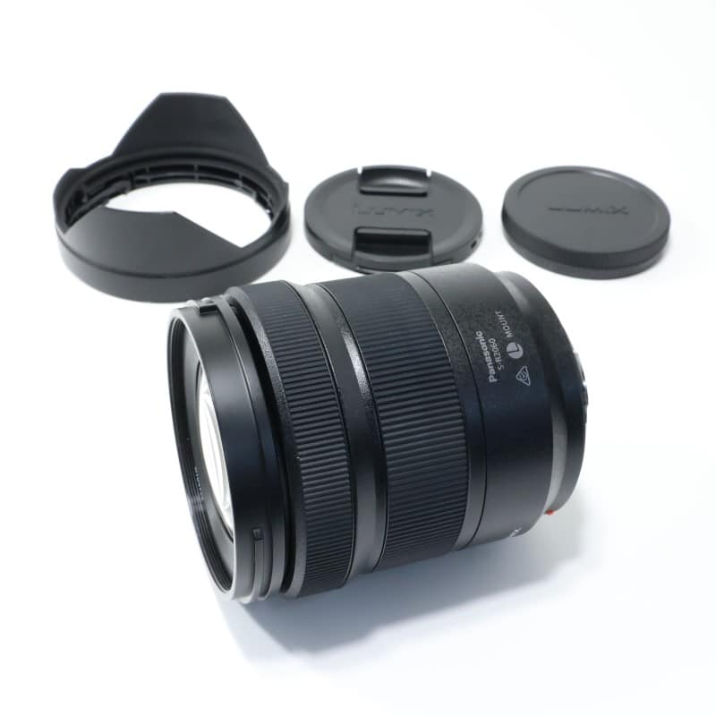 LUMIX S 20-60mm F3.5-5.6 S-R2060