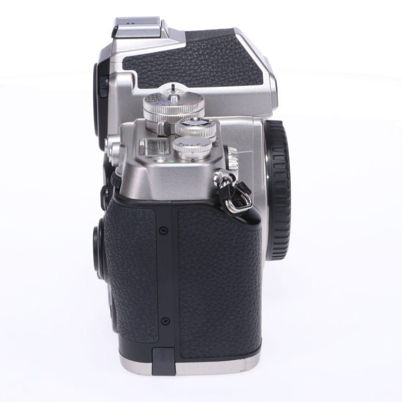 Nikon Df ボディ シルバー ABランク 中古｜フジヤカメラ