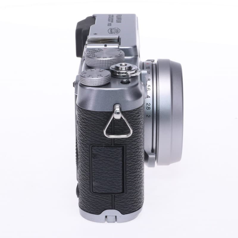 FinePix X100