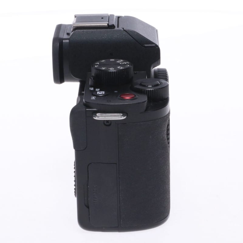 LUMIX G100 DC-G100 ボディ単体