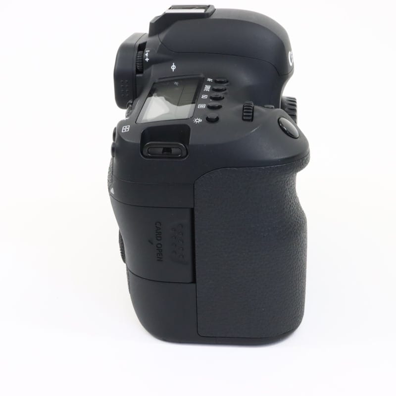 EOS 6D Mark II ボディー