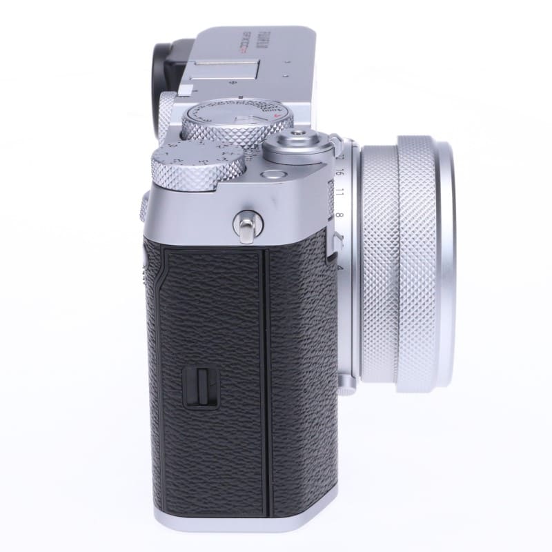 FUJIFILM GFX100RF シルバー
