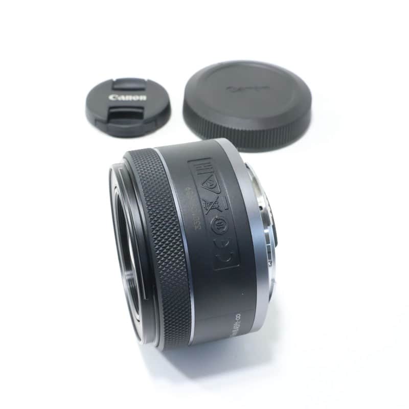 RF16mm F2.8 STM