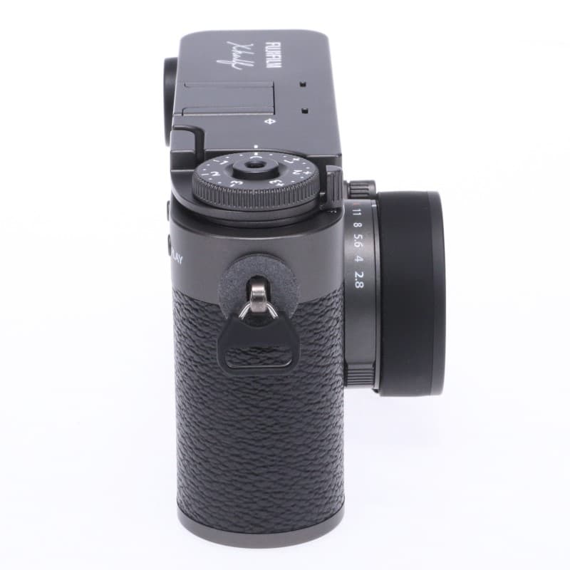 X half (FUJIFILM X-HF1) チャコールシルバー