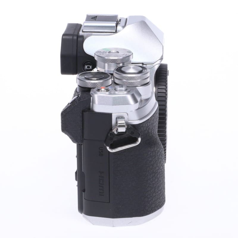 OM-D E-M10 Mark IV ボディー シルバー