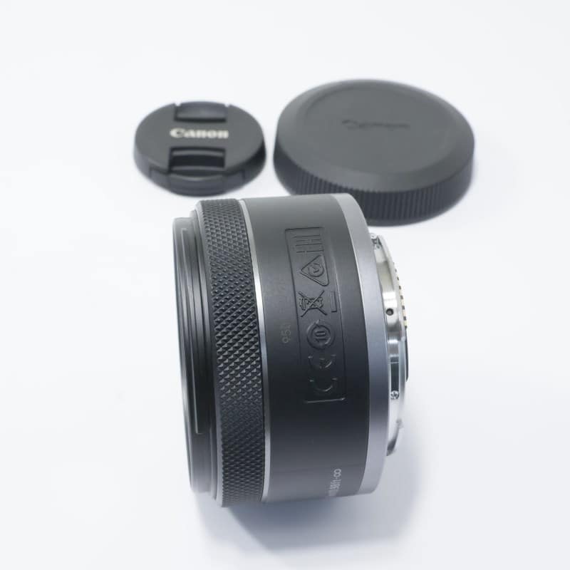 RF50mm F1.8 STM