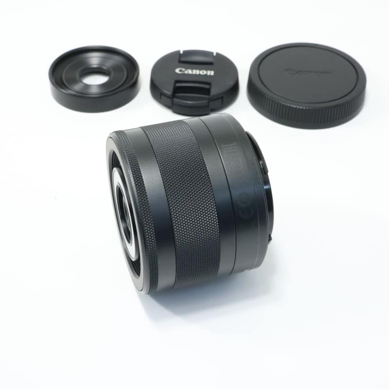 EF-M 28mm F3.5 Macro IS STM