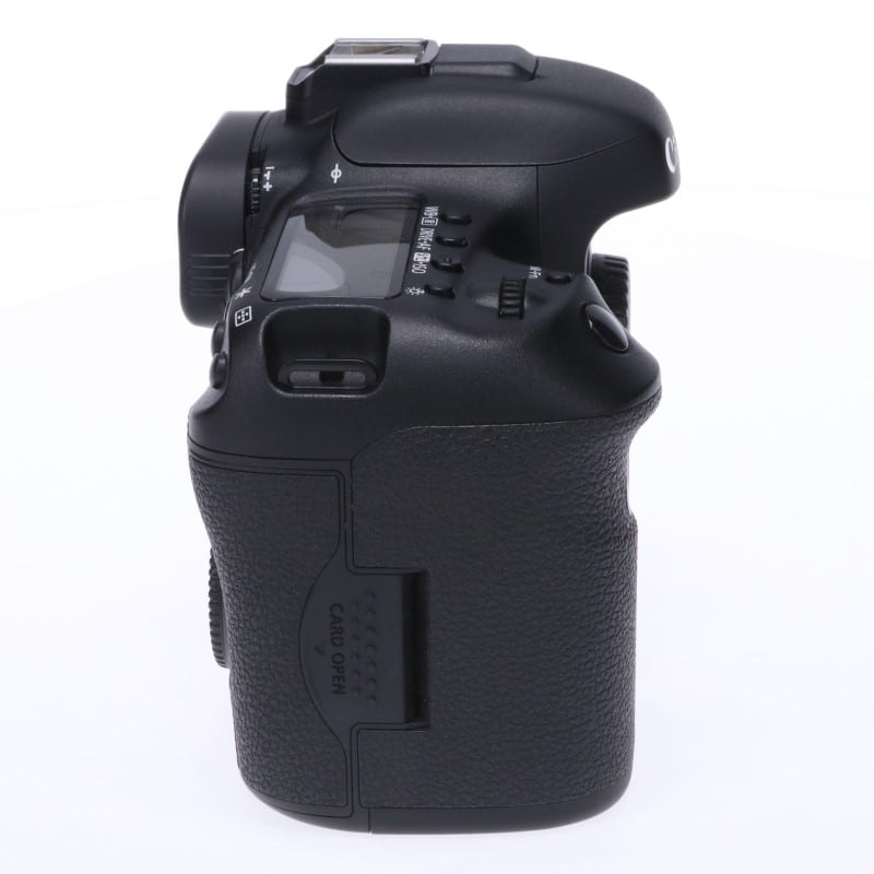 EOS 7D Mark II ボディー