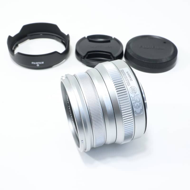 フジノンレンズ XF16mmF2.8 R WR シルバー
