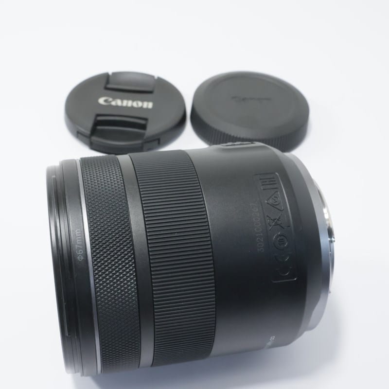 RF85mm F2 MACRO IS STM