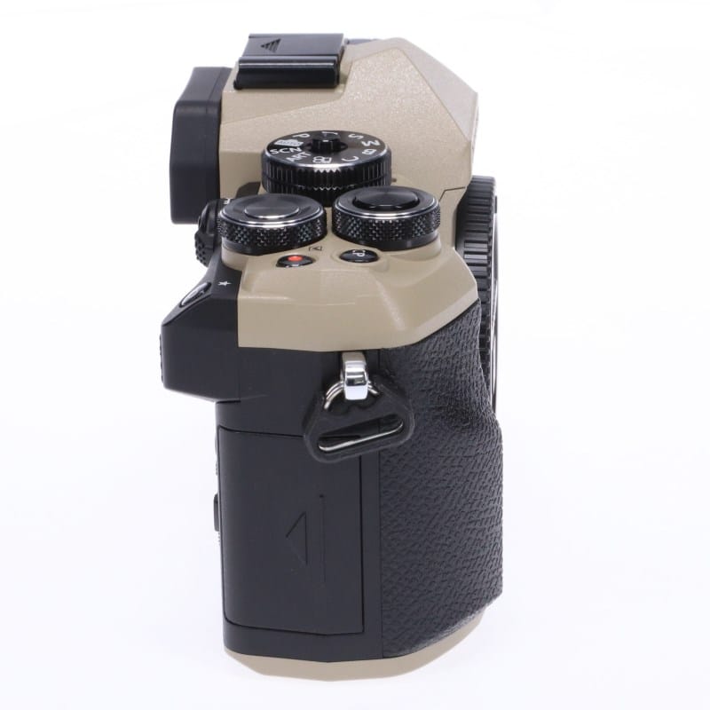 OM SYSTEM OM-5 Mark II ボディー サンドベージュ