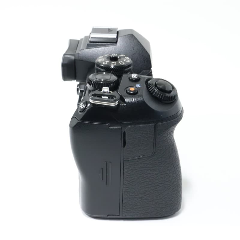 OM-D E-M1 Mark III ボディー