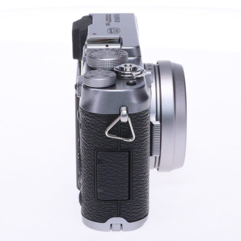 FinePix X100