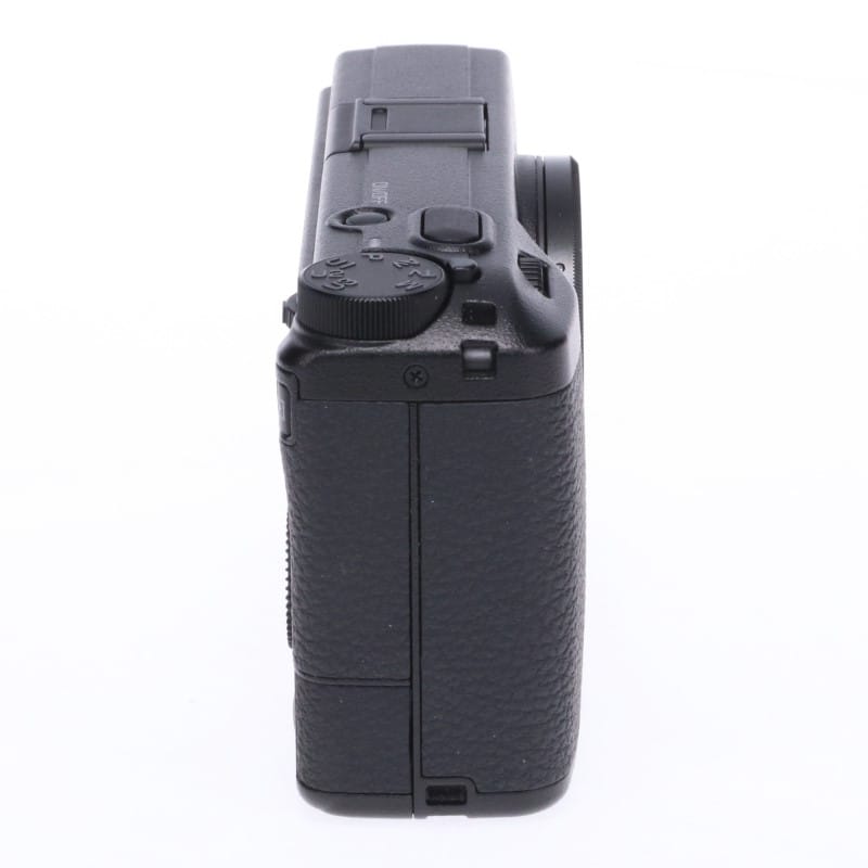 RICOH GR III