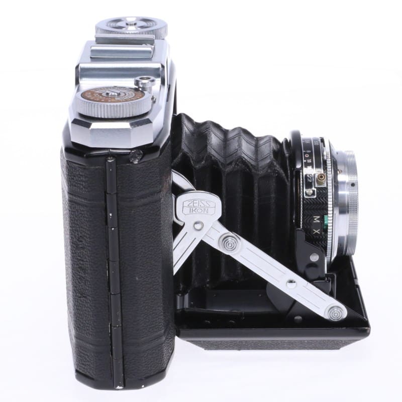 IKONTA B 523/16 Zeiss-Opton Tessar 1:3.5 f=75mm SYNCHRO-COMPUR