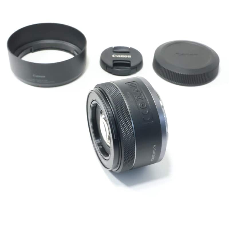 RF50mm F1.8 STM